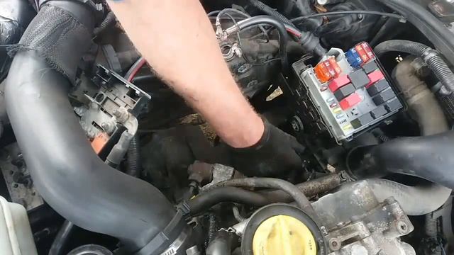 Fixing MAF air flow sensor on an Alfa Romeo 1.9 JTDm diesel time elapsed смотреть онлайн