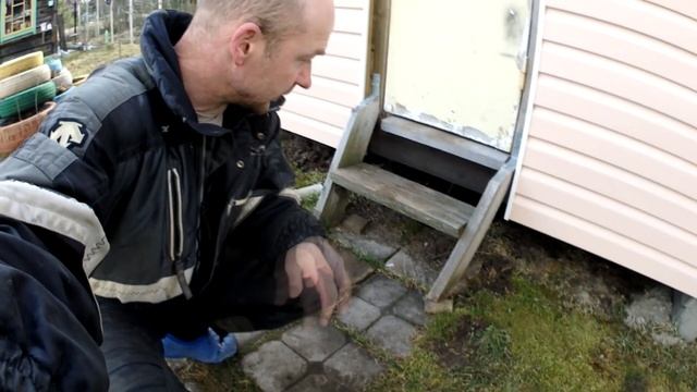 Где и как крепить СТУПЕНИ на лестницах. смотреть онлайн