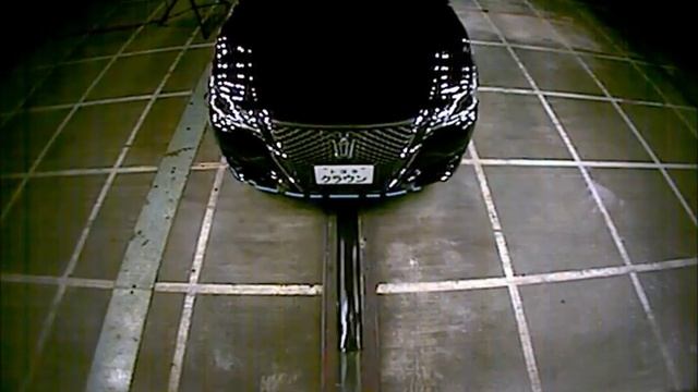 Toyota Crown 210 Crash Test смотреть онлайн