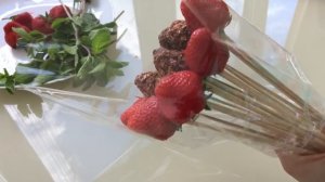 Букет из Клубники Своими Руками! Это Оригинально и Просто!