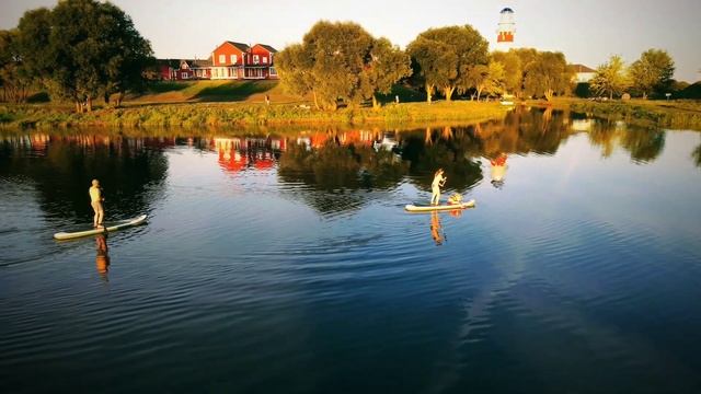 在河上冲浪 Supboard Самая Красивая Локация прогулка на Сапборде Маяк Рыбацкая деревня Гостиница Рязань смотреть онлайн