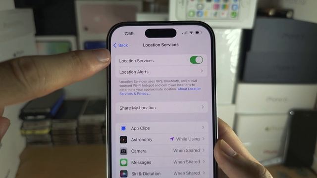 Fix: Earth Wallpaper NOT Using Location iPhone/iPad iOS 17 смотреть онлайн