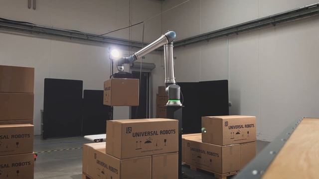 Universal Robots UR20 Cobot Palletizing Demo смотреть онлайн