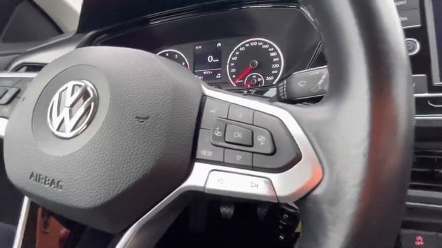 VW T-CROSS 1.0 TSI / 85 kW / 2019 / “Life” смотреть онлайн