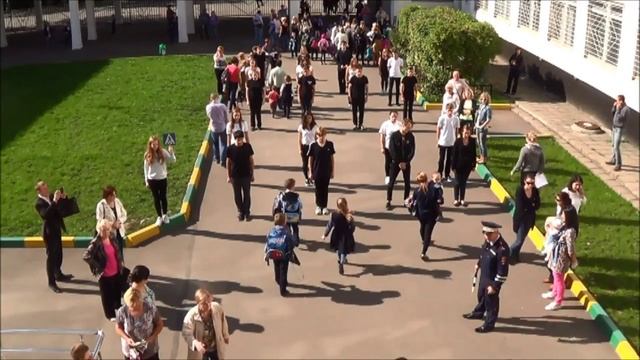 Флешмоб "Вместе с друзьями за безопасность на дорогах". 2015 год смотреть онлайн