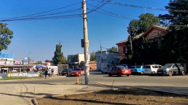 пр. Нахимова 96(или 98?) и 196, по Казанцева в сторону Центр. рынка. 30.09.23.Мариуполь смотреть онлайн