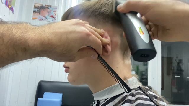 Стрижка большой расчёской смотреть онлайн
