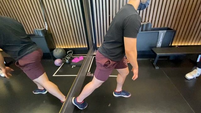 Secrets from my Physical Therapist?? Elevate your jump game in 2020! Increase your Vertical Jump смотреть онлайн