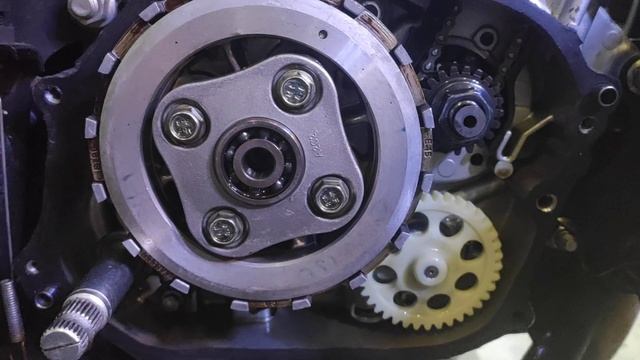 Bajaj Boxer. Маслонасос от Pulsar NS150 встал без переделок и адаптаций как родной. смотреть онлайн