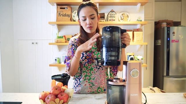 [HUROM Slow Juice EP.1] Cold Pressed Juice น้ำผลไม้สกัดเย็น #นางฟ้าฉาบฉวย #เบียร์ปรียาภัสสร์ смотреть онлайн