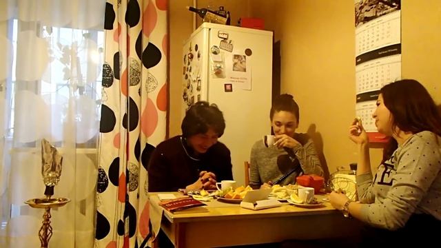 Посиделки на кухне. (часть 4) Нижнее белье и андрогинность. Как вытащить женщину? смотреть онлайн