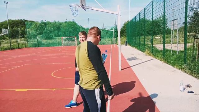 Влог. ЖИРОБАСЫ НА СПОРТЕ 🐖.#похудение #трансформация #жиросжигающаятренировка смотреть онлайн