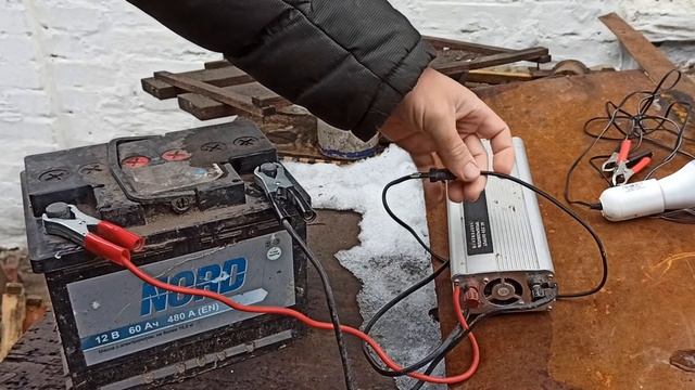 Свет от аккумулятора. Лампочка12 вольт. 10 Ватт. Светодиодная. Переноска автомобильная в гараж смотреть онлайн