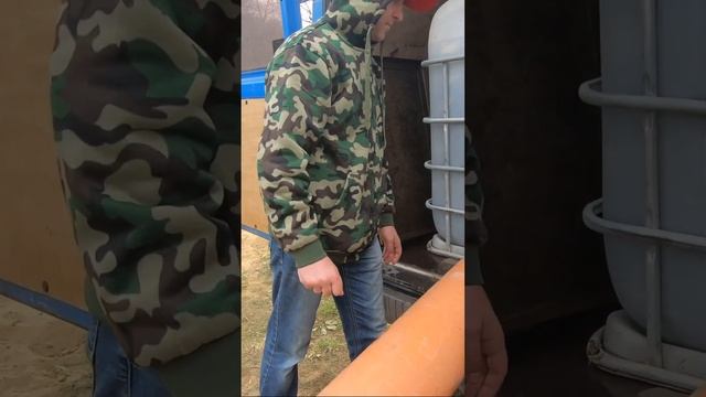 Карп!!! Толстолоб!!! Белый Амур!!! зарыбление озера! смотреть онлайн