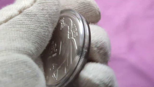 1 фунт Меморіал королеви Святої Єлени 1926-2022 1 oz Silver 2023 смотреть онлайн