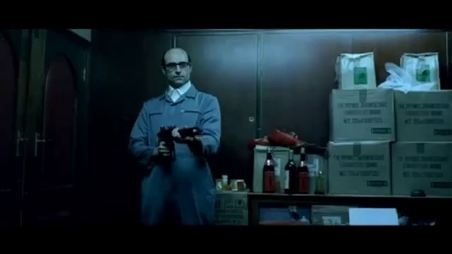 Револьвер / Revolver(Русский трейлер) смотреть онлайн