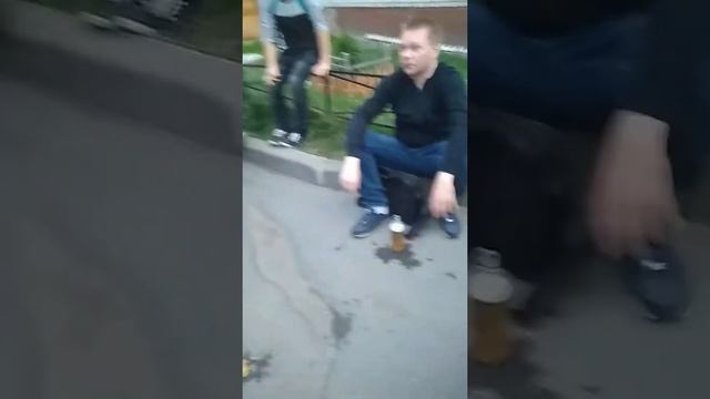 Алкаш сломал свой телефон смотреть онлайн