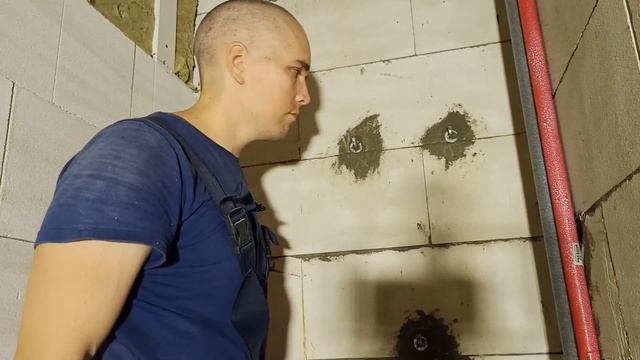 Надежное крепление в газобетоне — это реально! Строительство дома продолжается. смотреть онлайн