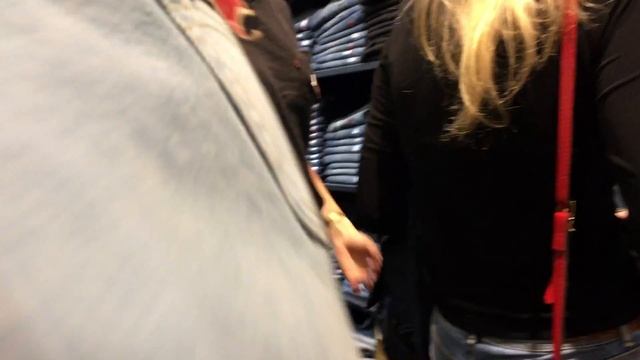 Outlet Village Белая Дача. Шопинг и скидки в Москве, бутики, ЦУМ-дисконт, NIKE, Levi’s, RENDEZ VOUS смотреть онлайн