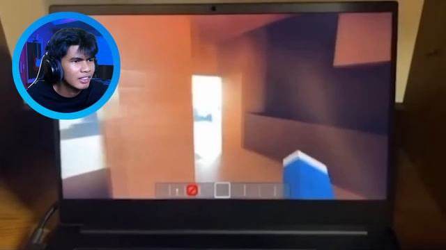 He look like Minecraft dirt block смотреть онлайн