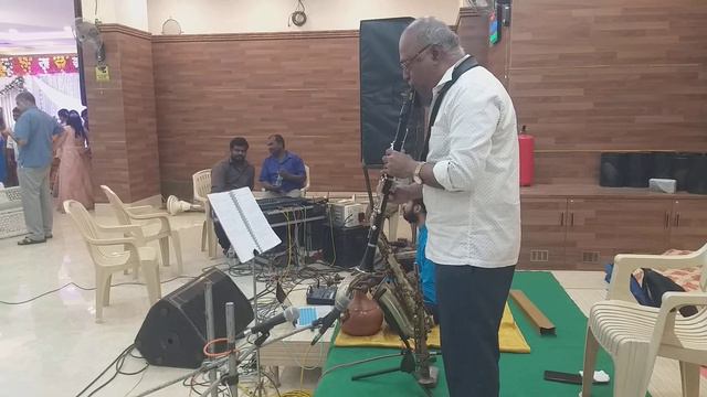 Ohoa hoa kiku yeruthey.Legent M.S. V. Raja..clarinet..karoki смотреть онлайн