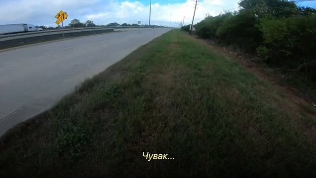 Байкер и Представить не Мог, что Увидит ТАКОЕ на Обочине Трассы смотреть онлайн