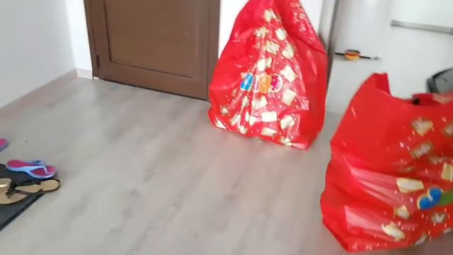 ШОППИНГ В ДЖАМБО. КУПИЛИ ПОДАРКИ ДЛЯ МОИХ ПОДПИСЧИКОВ💖 ЖДИТЕ РОЗЫГРЫШ🤗🤗🤗 смотреть онлайн