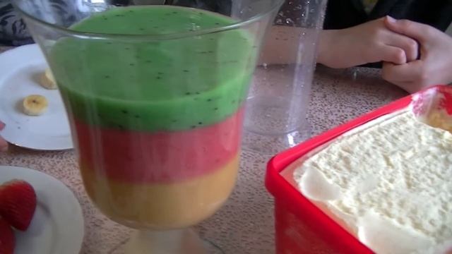 СМУЗИ ЧЕЛЛЭНДЖ ОТ САИДА И САБИНЫ,SMUTHIE CHALLENGE DE SABINA ET SAID смотреть онлайн