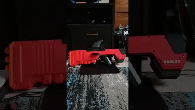 Roblox mm2 shark seeker nerf gun смотреть онлайн