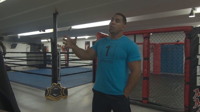 Real World Tactical Conditioning Workout - Max The Body & Tony Sentmanat смотреть онлайн