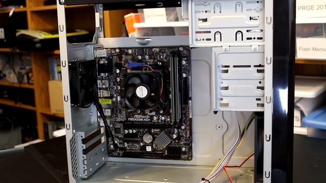 Working with the Rosewill Ranger M Case смотреть онлайн