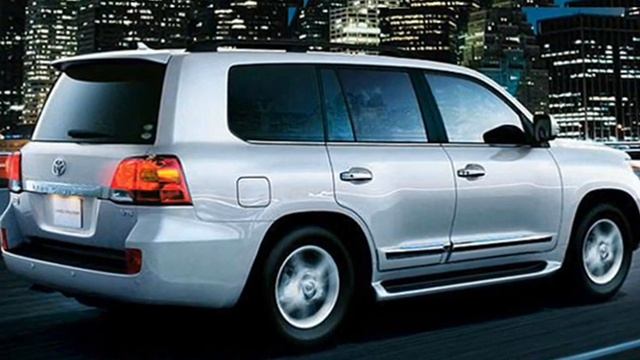 2012 Toyota Land Cruiser 200 4.6 V8 318 cv 46,7 mkgf смотреть онлайн