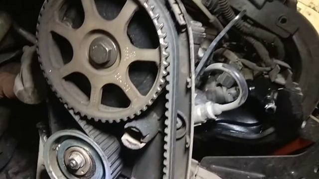 Замена ГРМ и помпы BSE 1,6 Шкода Октавия А5 смотреть онлайн