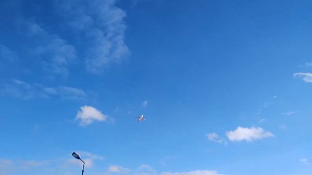 взлёт самолёта hisky в аэропорту внуково vko смотреть онлайн