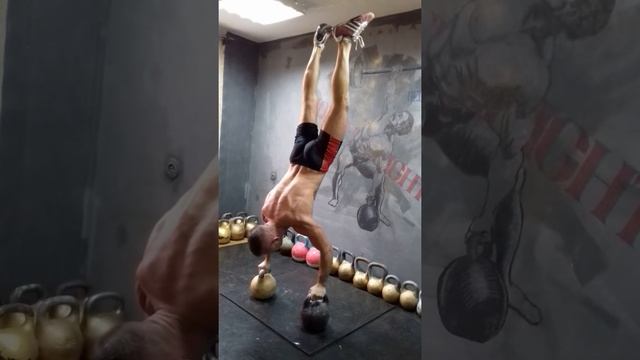 ДВУХПУДОВИКИ : РЫВОК НА ПОПА * ЖИМ НА ПОПА * И СТОЙКА НА ПОПА ))) смотреть онлайн