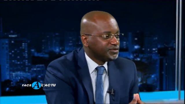 Simon Pascal Alain HANDY est FACE A L'ACTU avec Dipita Tongo смотреть онлайн