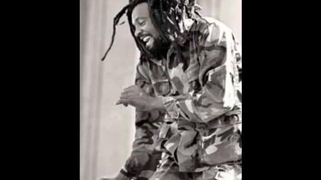 Lucky Dube " Can't Blame You " смотреть онлайн