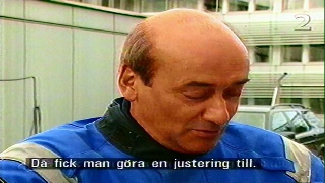 Polisen visar hur man trimmar moped смотреть онлайн