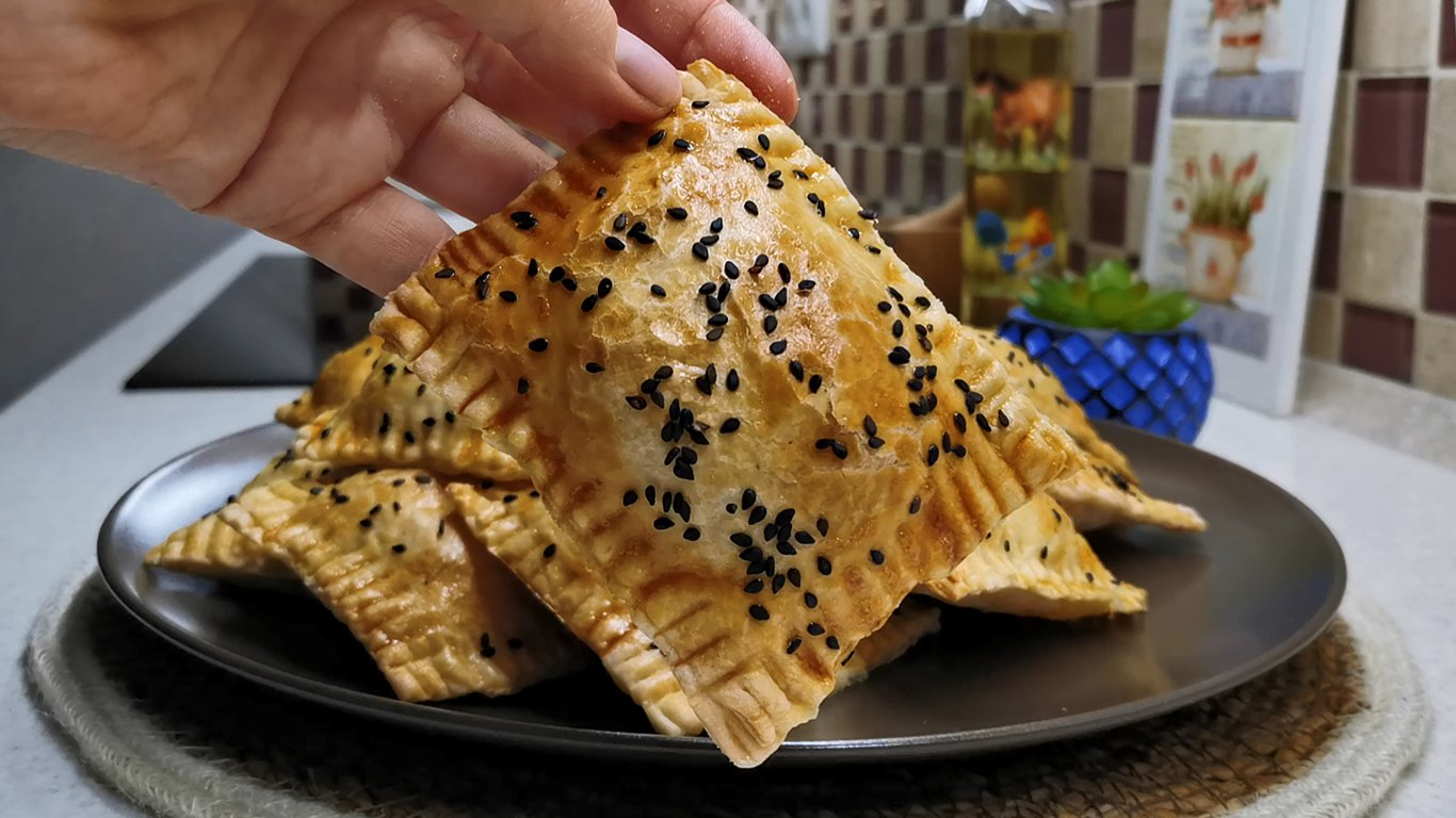 Быстрые ПИРОЖКИ на Новый год. Самая востребованная ЗАКУСКА на праздничный стол за считанные минуты смотреть онлайн