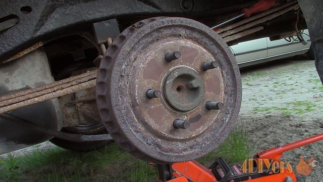 5 Ways How to Remove a Stuck Brake Drum смотреть онлайн