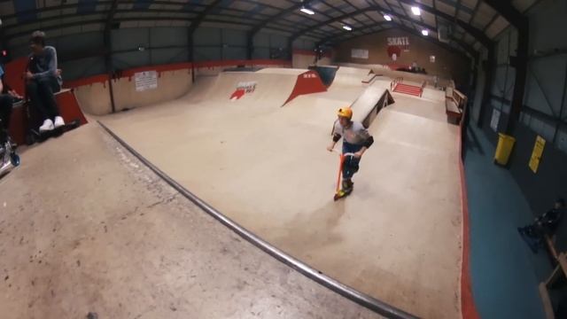 CLAUDIUS VERTESI SCOOTER EDIT 2017! смотреть онлайн
