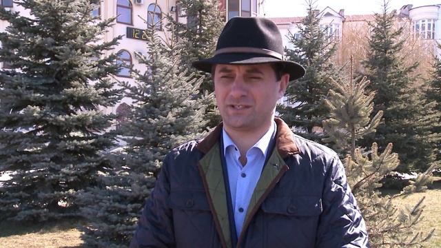 Что нужно дарить женщинам на 8 марта по мнению Мэра г. Магас Беслана Цечоева смотреть онлайн