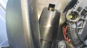 Плохо складывается зеркало Рено Сценик 4. Разборка и смазка.