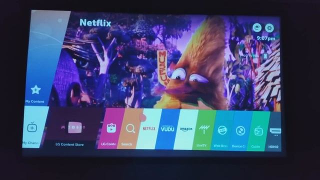 Best Ultra Short Throw Projector 2017 | LG Probeam HF85JA Review смотреть онлайн