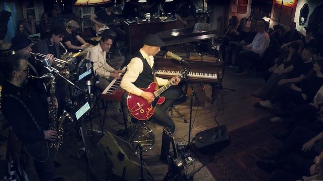 Come On In - Thorbjørn Risager & The Black Tornado смотреть онлайн