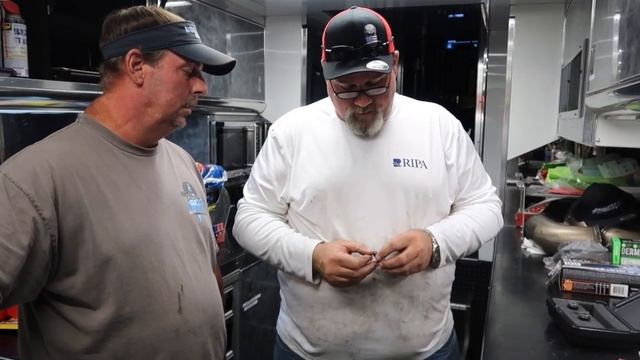 HOW TO READ A SPARK PLUG!!!!! смотреть онлайн