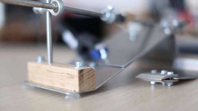 Точилка для ножей ТДНА-16-05. С приспособлением для заточки ножниц. смотреть онлайн