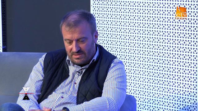 EP.01. Întâlniri de gradul zero - Daniel Lavric смотреть онлайн