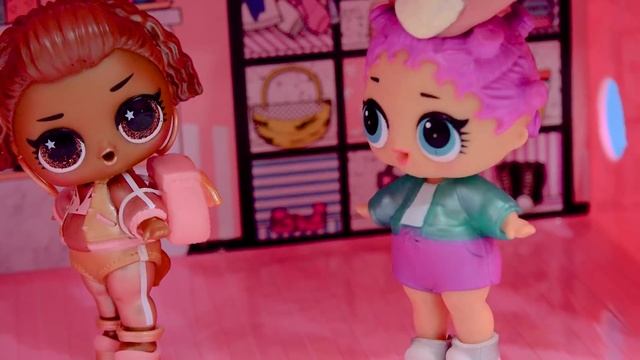 LOL Surprise Store Shop Display Case with Exclusive Blind Bags смотреть онлайн