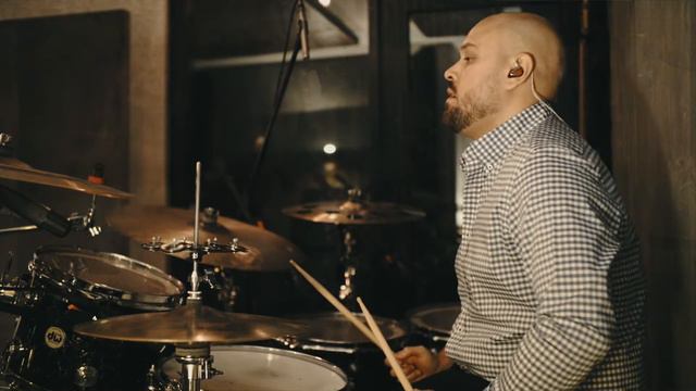 Where Are Ü Now - Diplo and Skrillex feat. Justin Bieber Cover / Aunt & Uncle Live Sessions смотреть онлайн